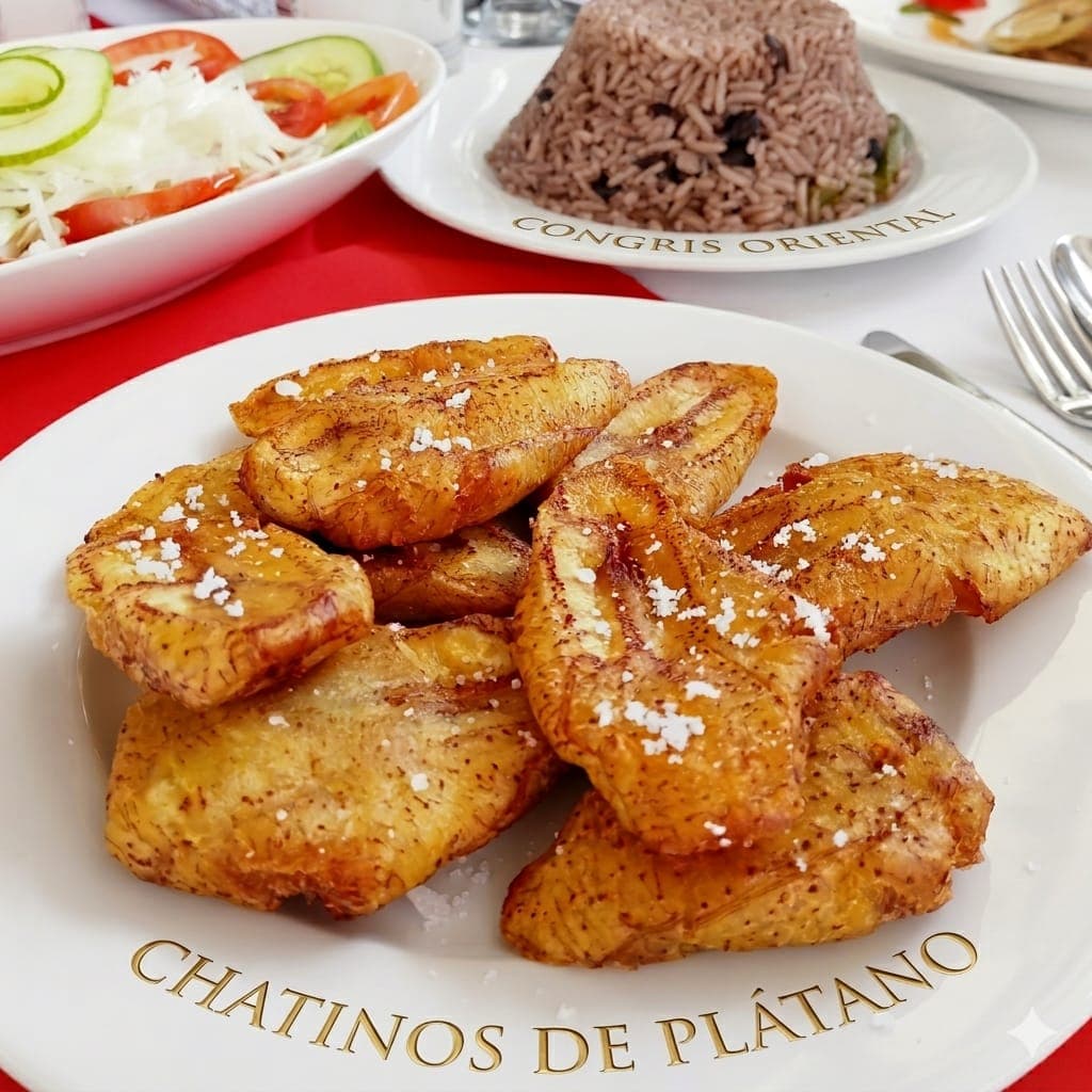 Bandeja de tamales con carne salteada y pimientos